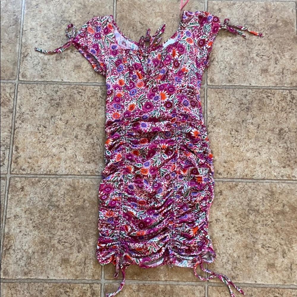 These Three Dress - Picture 2 of 5